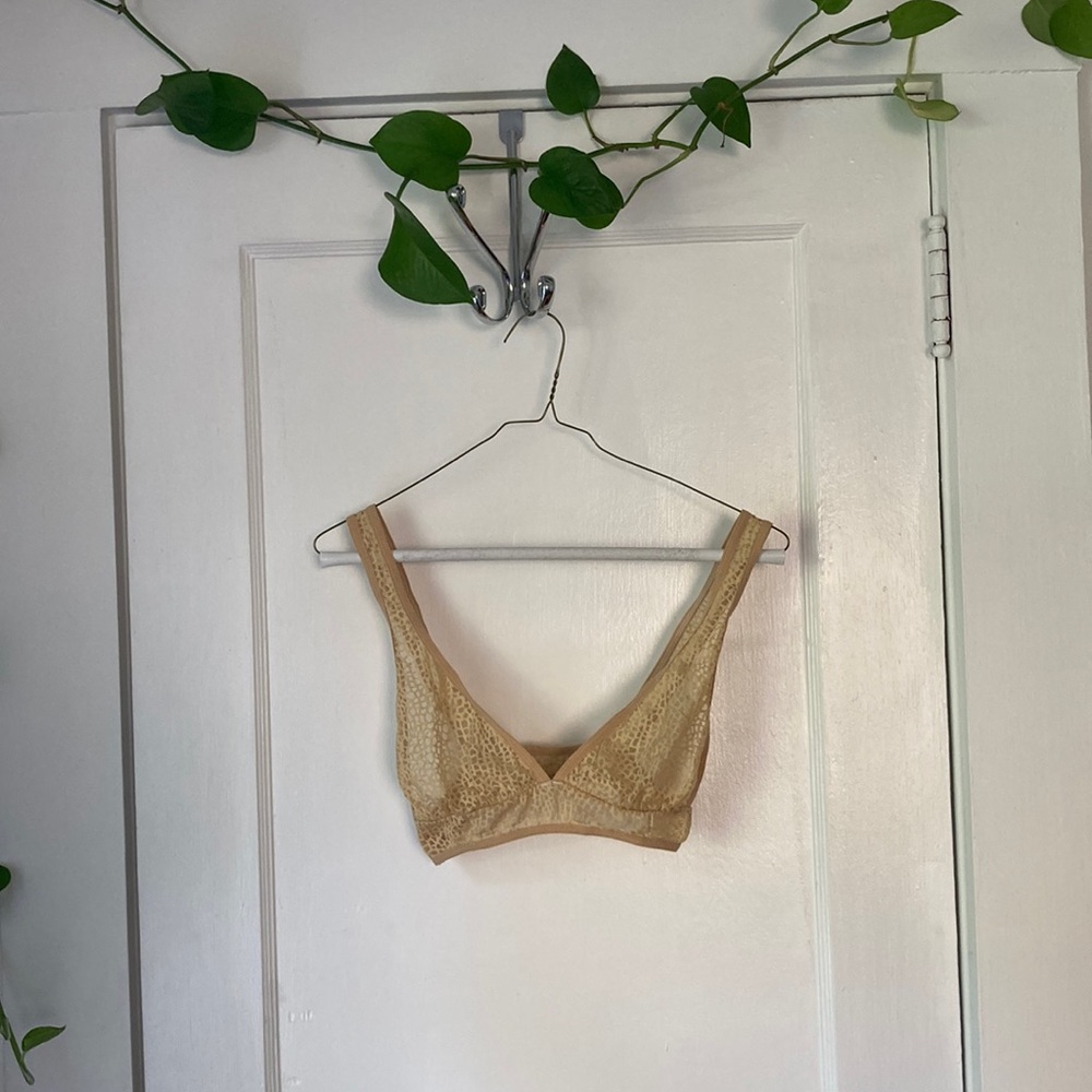 Underbares Everyday Bra in bare 02: Size Large